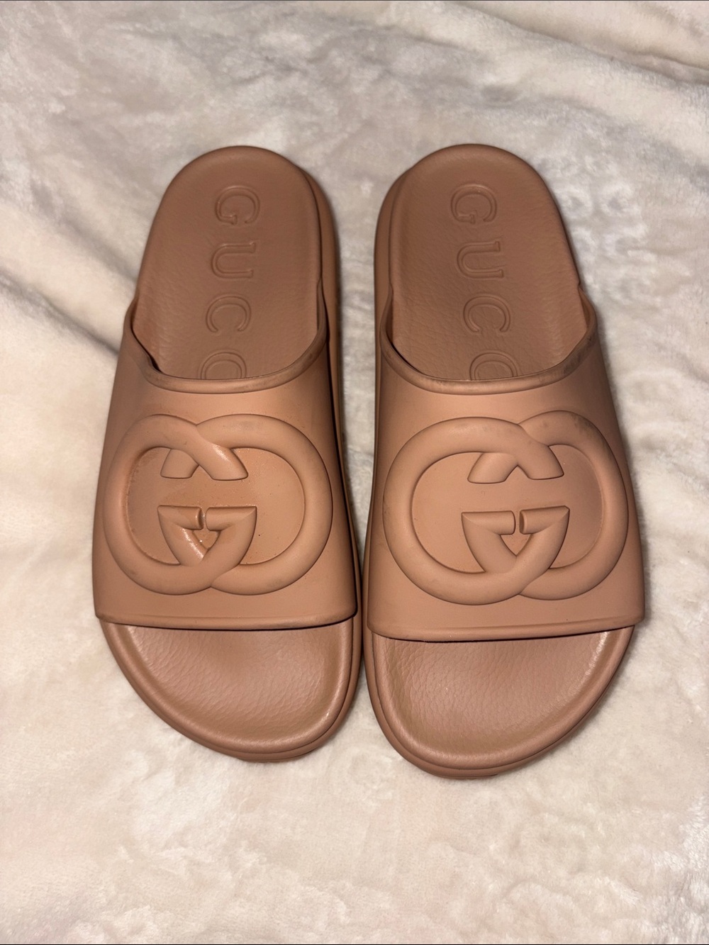 Gucci soft rubber platform sandals 100% Authentic - Picture 2 of 5